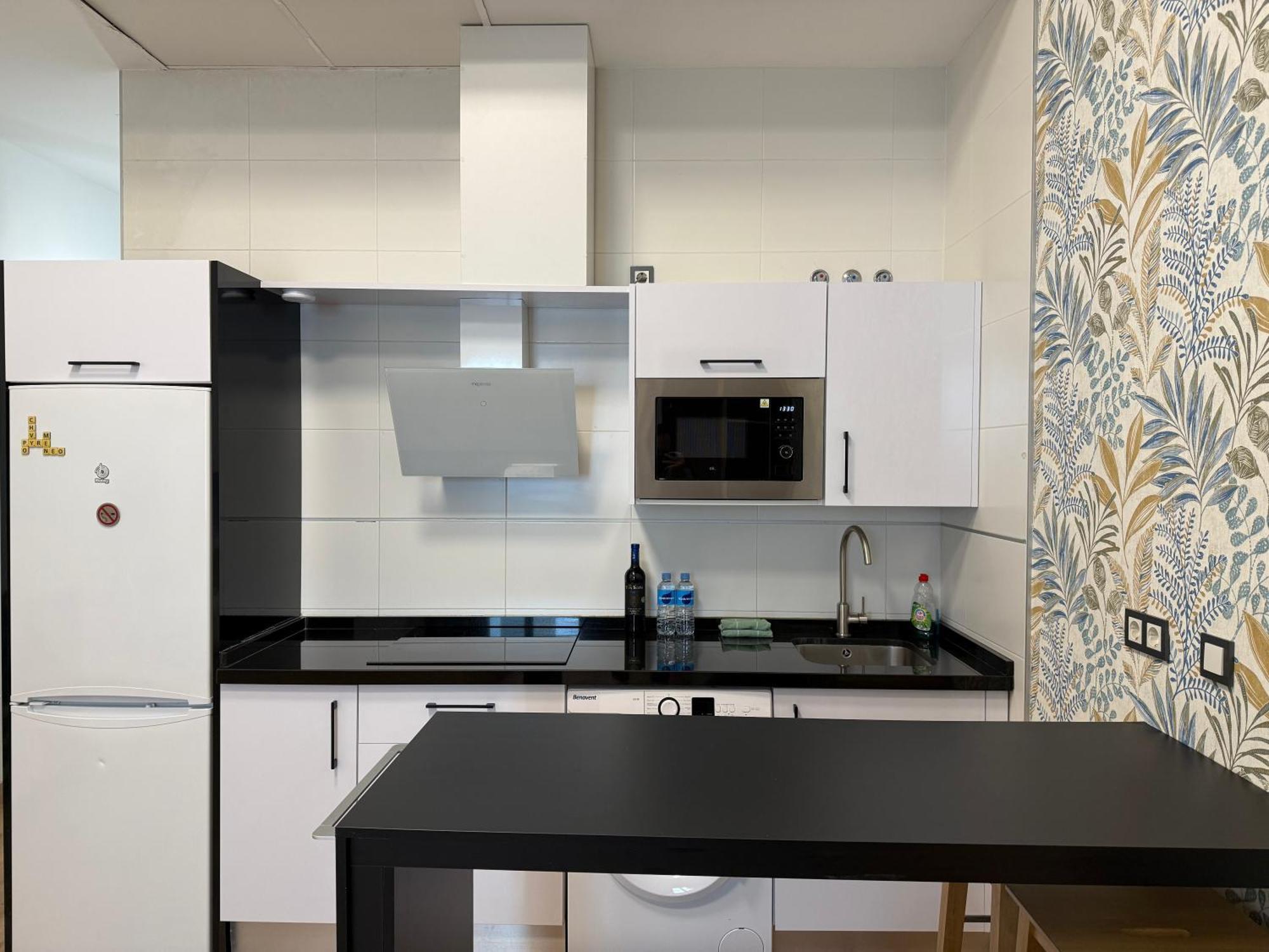 Lovely Studio In The Heart Of Malaga Free Swimming Pool Εξωτερικό φωτογραφία